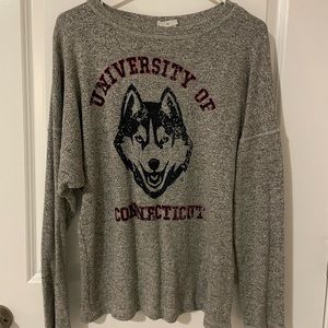 UConn long sleeve
